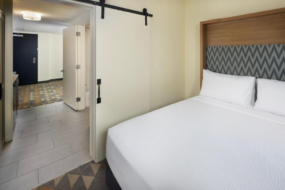 The Scenic Hotel at Biltmore Village Image 75